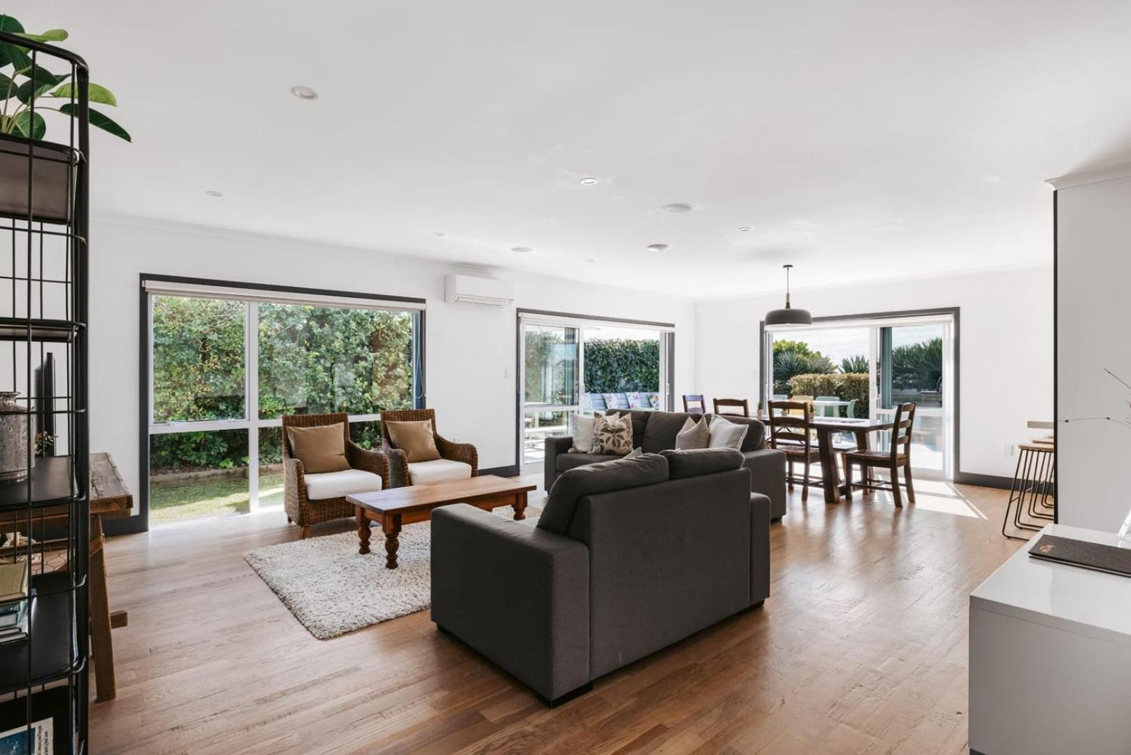 Seaside Beach Retreat - Outdoor Living Villa Mount Maunganui Kültér fotó